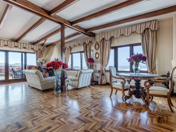 appartamento in vendita a Cagliari in zona Monte Urpinu