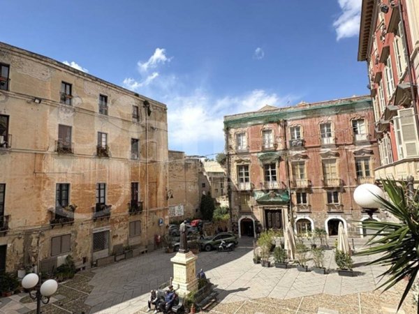 appartamento in vendita a Cagliari in zona Castello