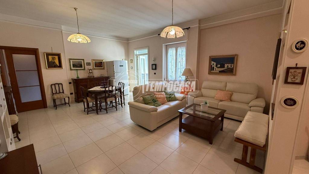 appartamento in vendita a Cagliari in zona Fonsarda / zona Giudici