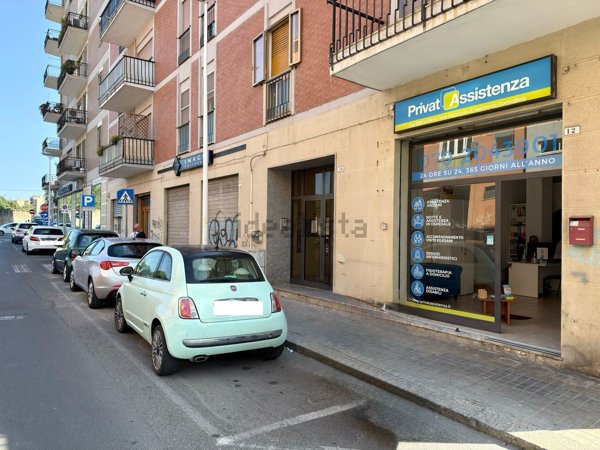 locale commerciale in vendita a Cagliari in zona Is Mirrionis/San Michele