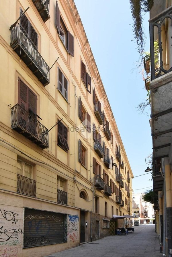 appartamento in vendita a Cagliari in zona Stampace/Punici