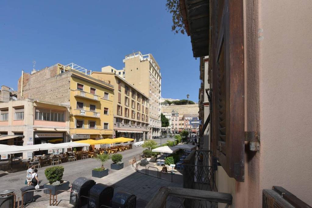 appartamento in vendita a Cagliari in zona Stampace/Punici