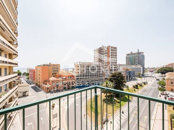 appartamento in vendita a Cagliari in zona Villanova