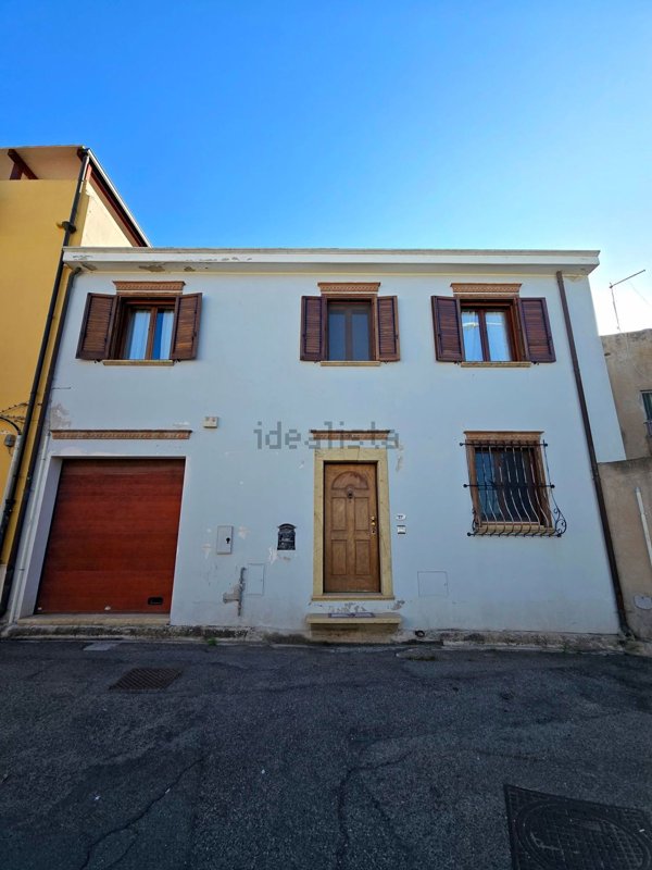 casa indipendente in vendita a Cagliari in zona Pirri