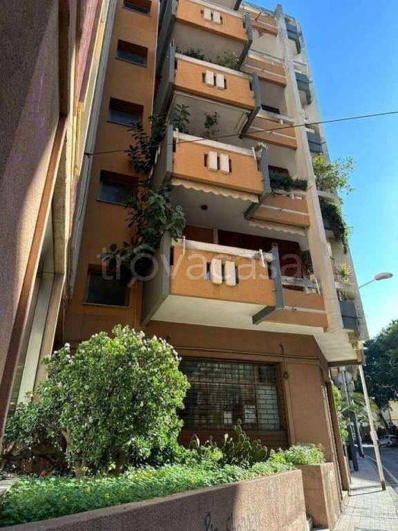 appartamento in vendita a Cagliari in zona Tuvixeddu/Tuvumannu