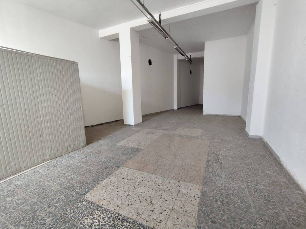locale commerciale in vendita a Cagliari in zona Stampace/Punici