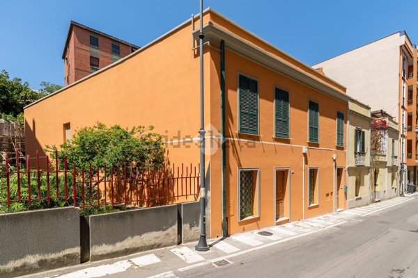 casa indipendente in vendita a Cagliari in zona San Benedetto