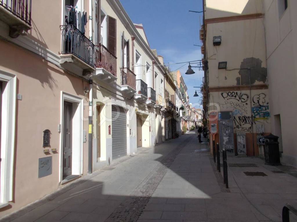 casa indipendente in vendita a Cagliari in zona Villanova