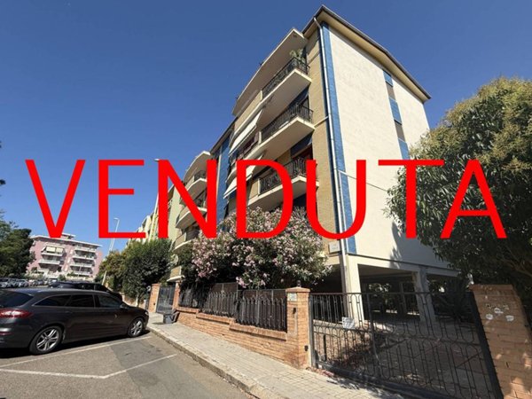 appartamento in vendita a Cagliari in zona Genneruxi