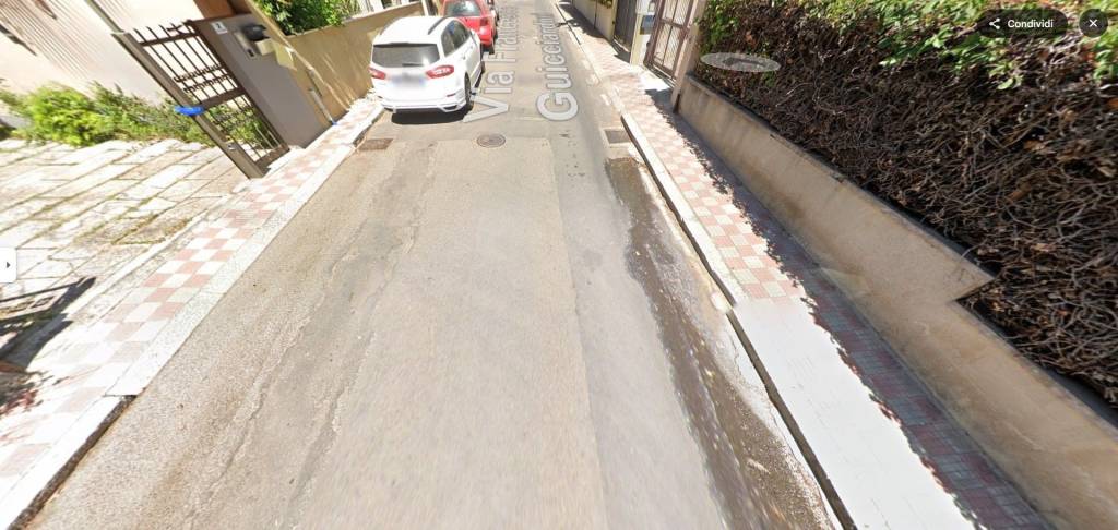 appartamento in vendita a Cagliari in zona Genneruxi