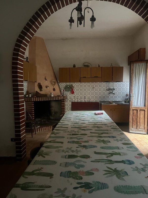 casa indipendente in vendita a Cagliari in zona Pirri