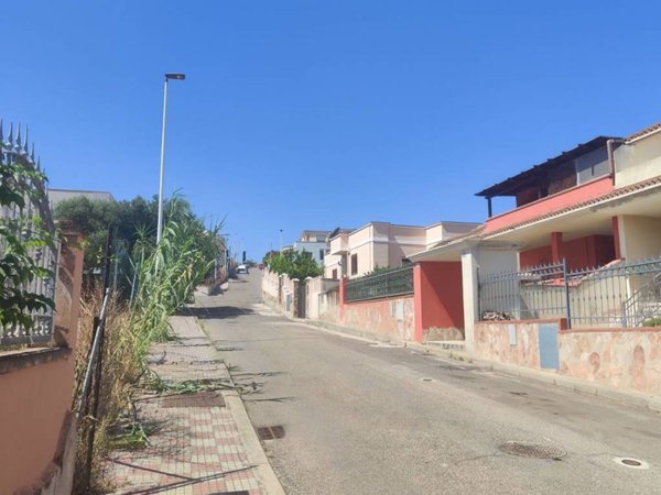 casa indipendente in vendita a Cagliari in zona Pirri