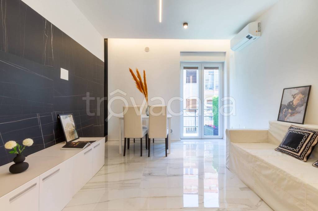 appartamento in vendita a Cagliari in zona Villanova