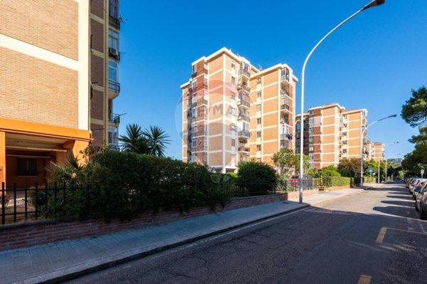 appartamento in vendita a Cagliari in zona Poetto/Marina Piccola