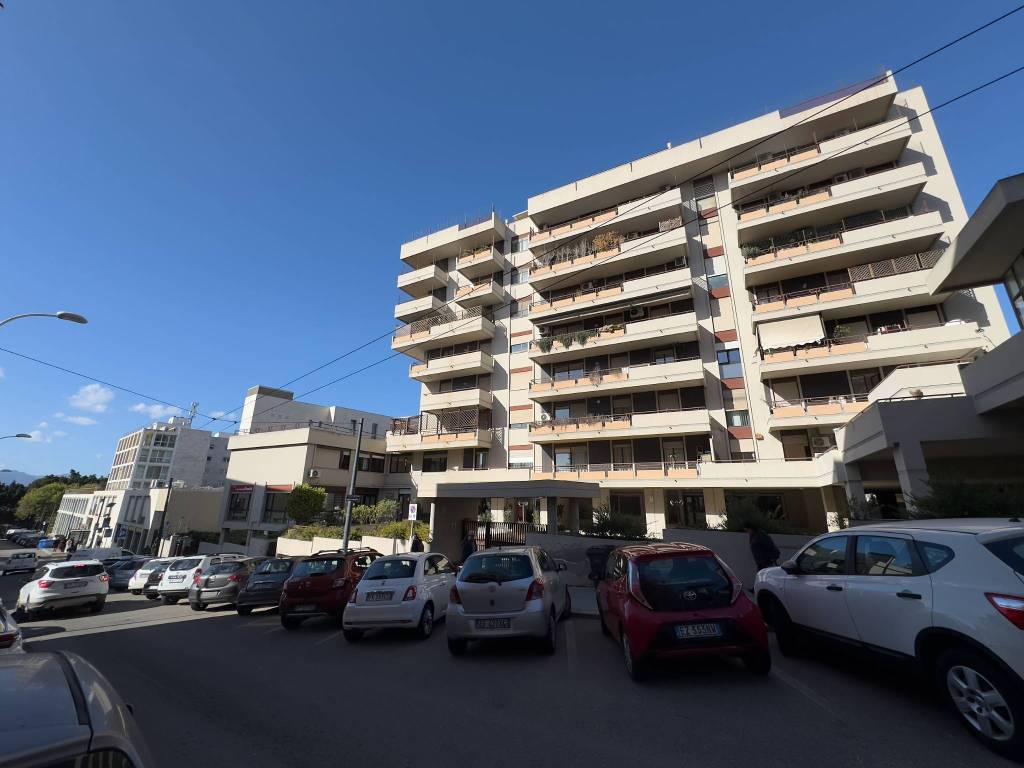 ufficio in vendita a Cagliari