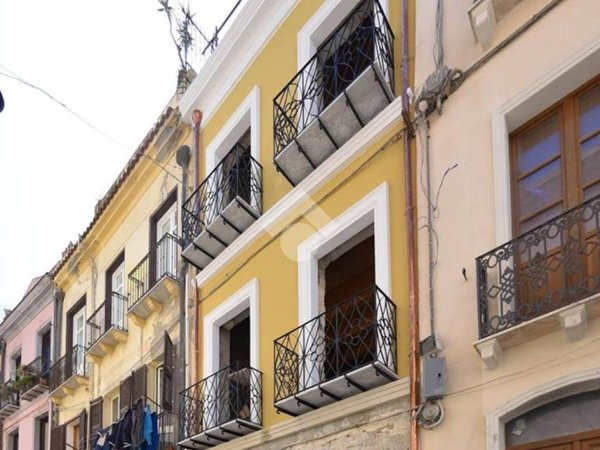 appartamento in vendita a Cagliari in zona Stampace/Punici