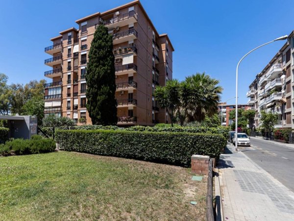 appartamento in vendita a Cagliari in zona Quartiere del Sole / La Palma