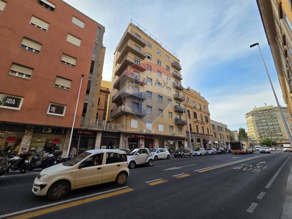 appartamento in vendita a Cagliari in zona Villanova