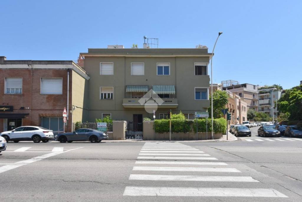 appartamento in vendita a Cagliari in zona Monte Mixi