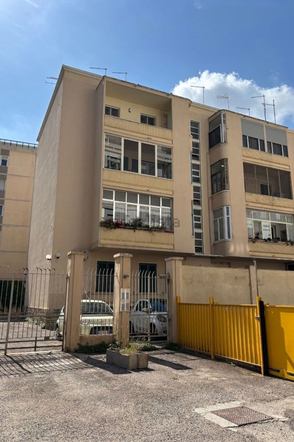 appartamento in vendita a Cagliari in zona San Benedetto