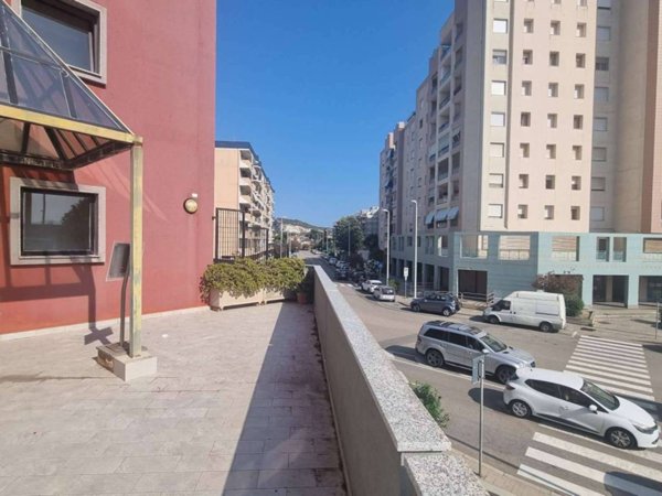 appartamento in vendita a Cagliari in zona Sant'Elia