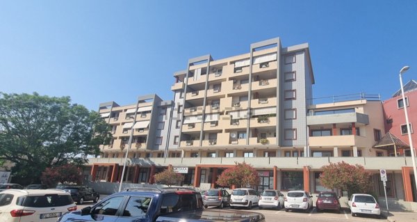 ufficio in vendita a Cagliari in zona Sant'Elia