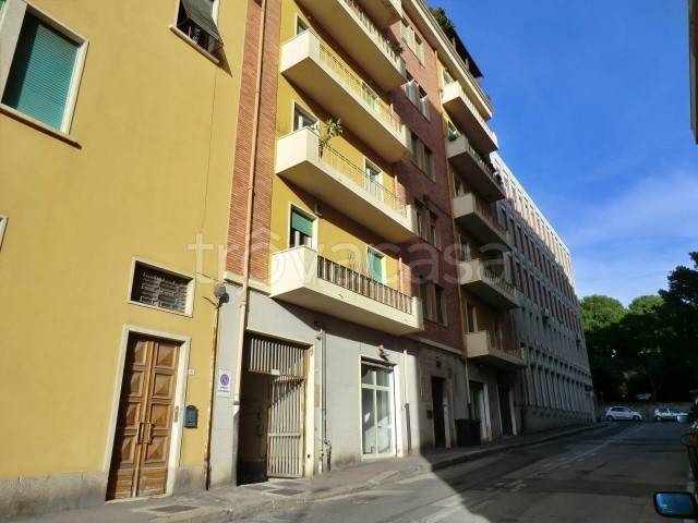 appartamento in vendita a Cagliari in zona Stampace/Punici