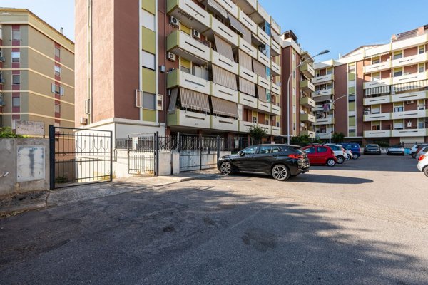 locale di sgombero in vendita a Cagliari in zona Is Mirrionis/San Michele
