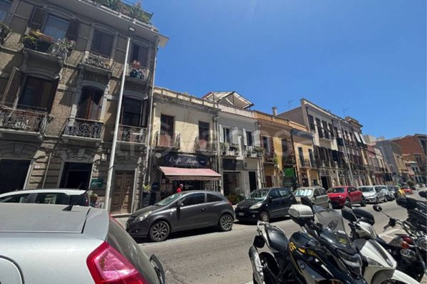 negozio in vendita a Cagliari in zona Stampace/Punici