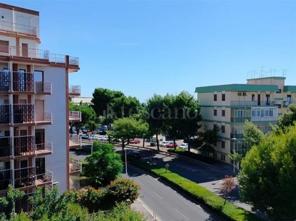 appartamento in vendita a Cagliari in zona Bonaria