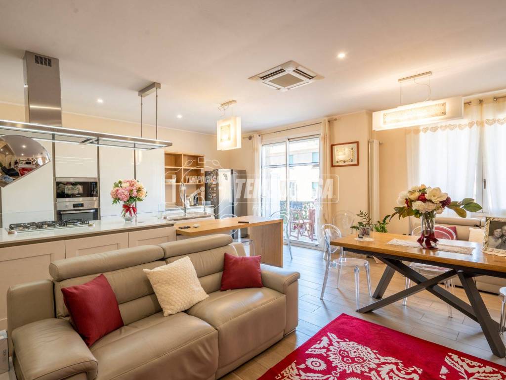 appartamento in vendita a Cagliari in zona San Benedetto