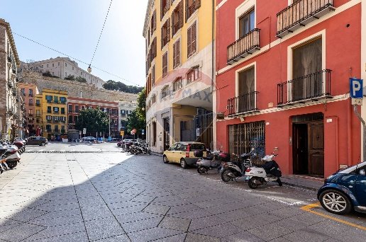 appartamento in vendita a Cagliari in zona Stampace/Punici