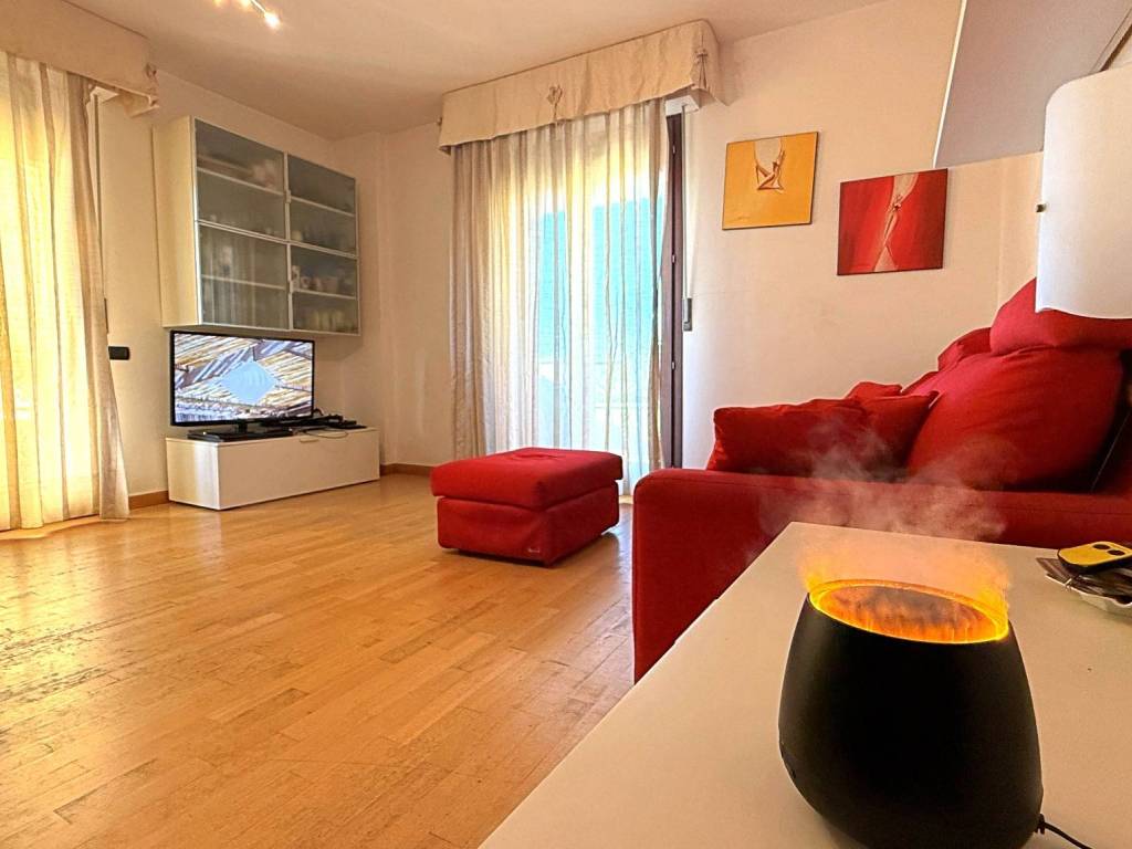 appartamento in vendita a Cagliari in zona Pirri