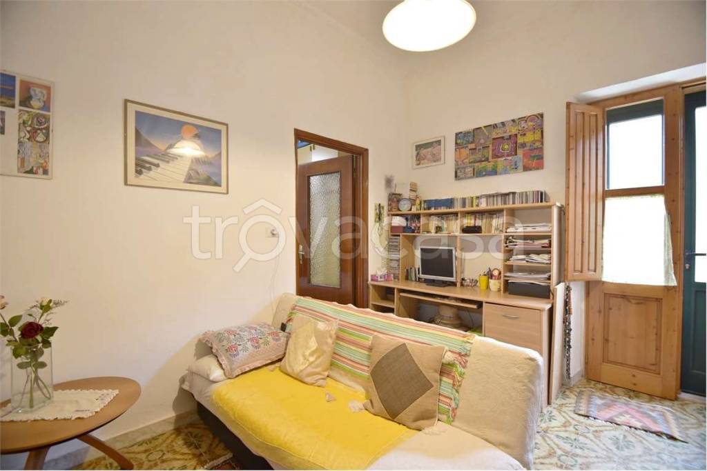 appartamento in vendita a Cagliari in zona Pirri