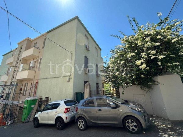 appartamento in vendita a Cagliari in zona Villanova