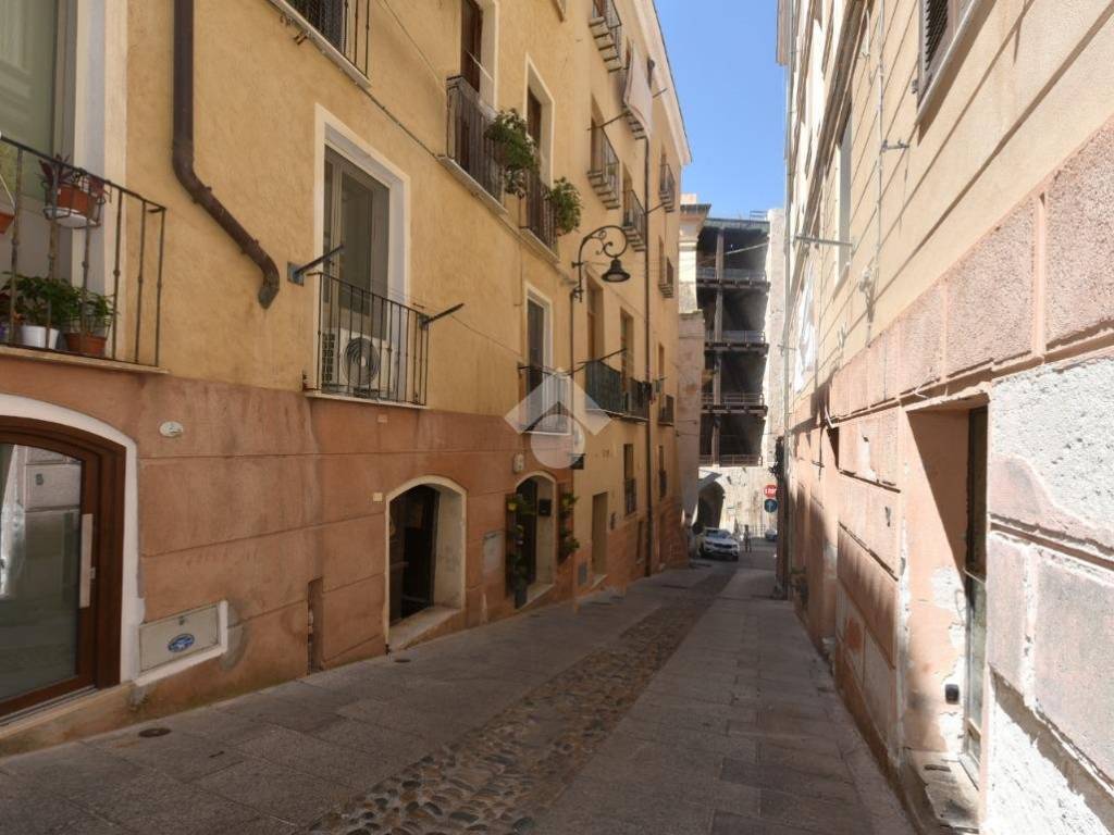 appartamento in vendita a Cagliari in zona Castello