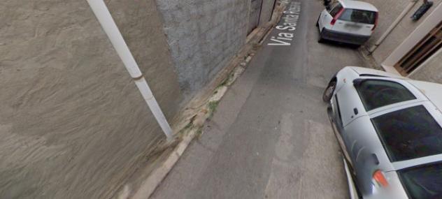 negozio in vendita a Cagliari in zona Pirri