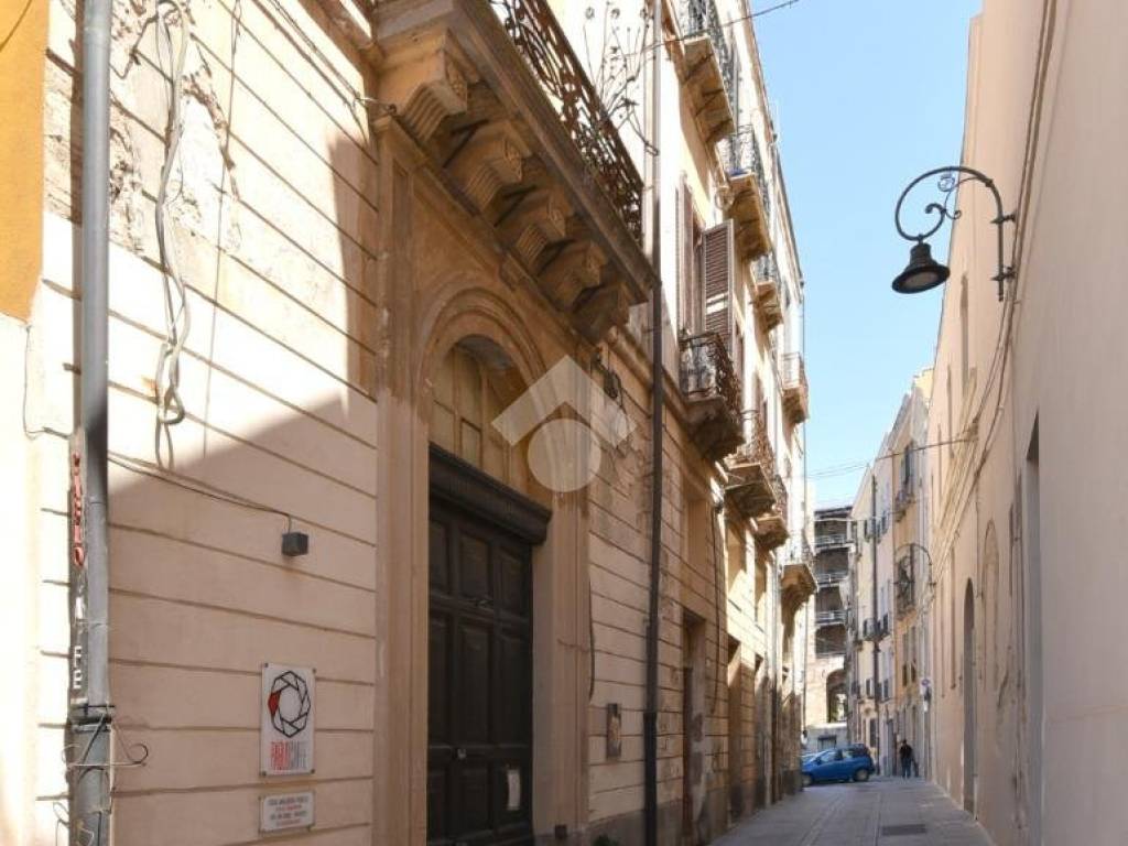 appartamento in vendita a Cagliari in zona Castello