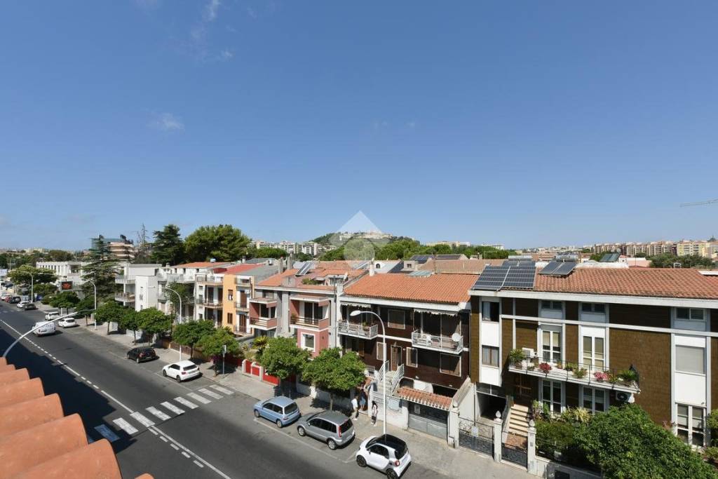 appartamento in vendita a Cagliari in zona Pirri