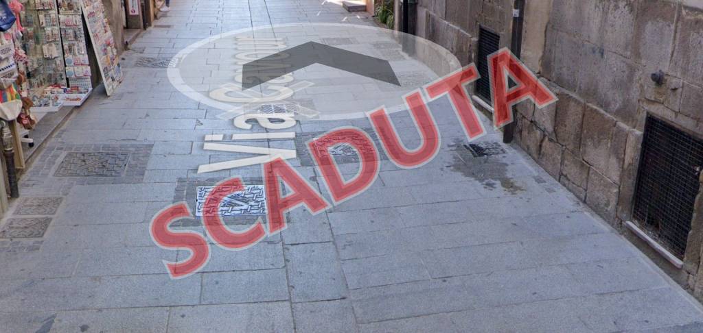 negozio in vendita a Cagliari in zona Marina