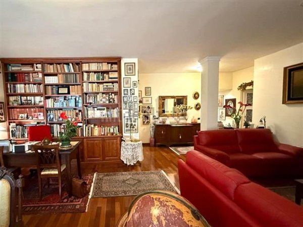 appartamento in vendita a Cagliari in zona Fonsarda / zona Giudici