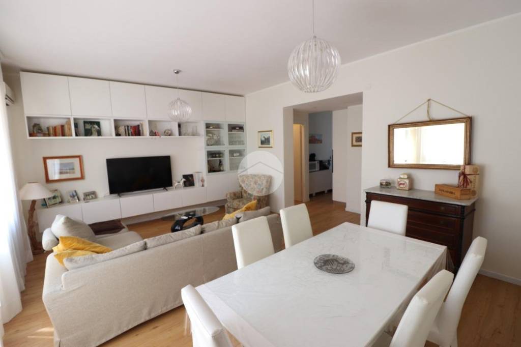 appartamento in vendita a Cagliari in zona Pirri