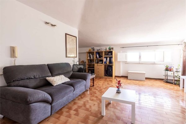 appartamento in vendita a Cagliari in zona Pirri