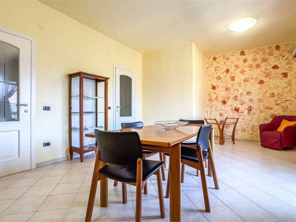 appartamento in vendita a Cagliari in zona Pirri