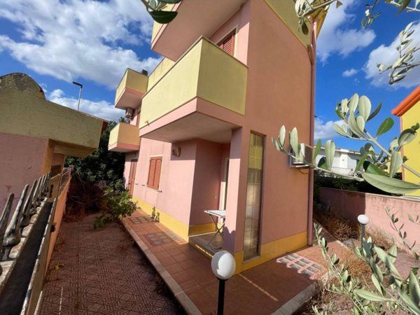 casa indipendente in vendita a Cagliari in zona Barracca Manna
