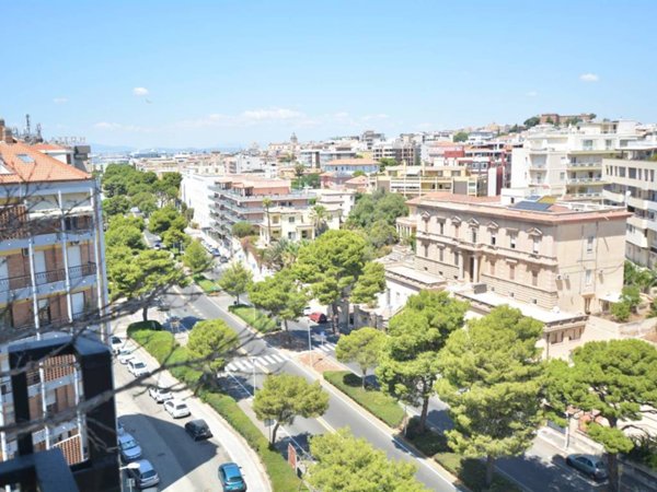 appartamento in vendita a Cagliari in zona Poetto/Marina Piccola