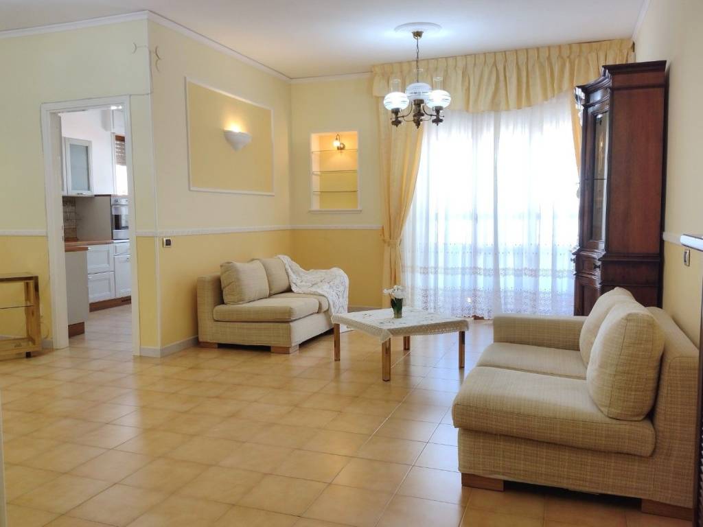 appartamento in vendita a Cagliari in zona Pirri