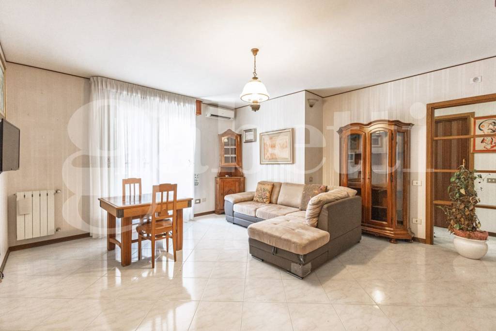 appartamento in vendita a Cagliari in zona Is Mirrionis/San Michele