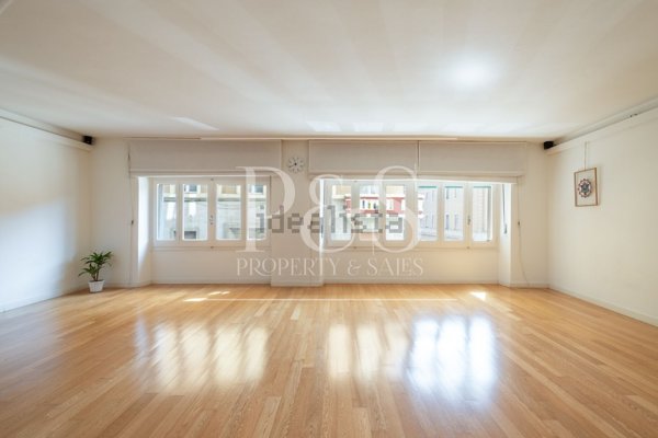 appartamento in vendita a Cagliari in zona Stampace/Punici