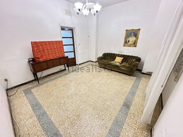 appartamento in vendita a Cagliari in zona Bonaria